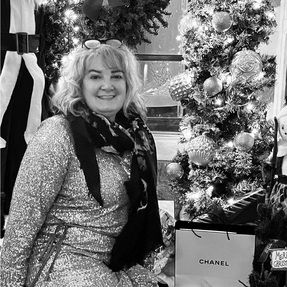 Meet your Posher, Carrie